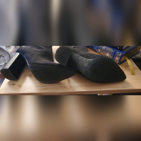 Missguided Black micro suede pointed toe ankle boot sz 9. 7UK - Picture 3 of 3